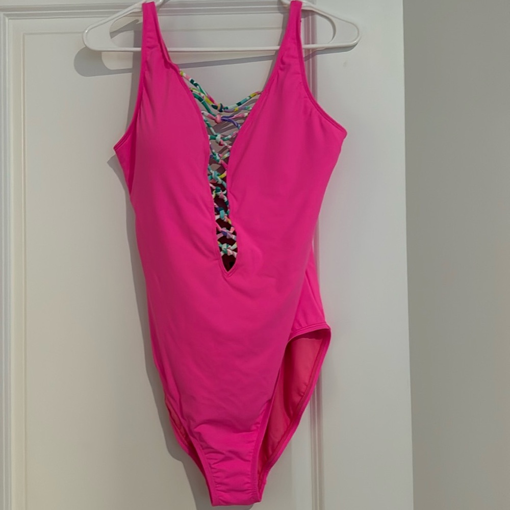 Lilly Pulitzer Lattice swimsuit pink size 12.